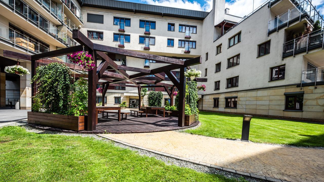 A11 Apartments & Spa Dermique Krasków Exterior foto